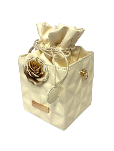 Talianske čokoládové pralinky - CUBE BEIGE KOŽA 300g