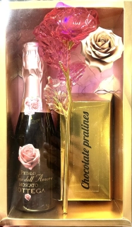 Zlatá kazeta BOTTEGA Rose